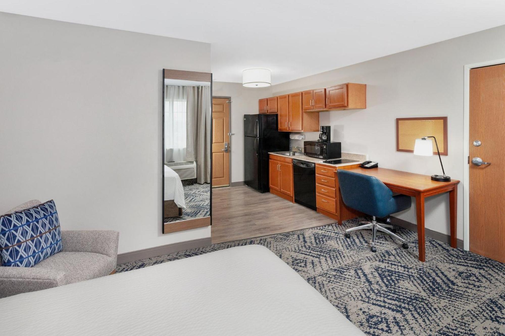 Candlewood Suites Louisville North, An Ihg Hotel Clarksville Εξωτερικό φωτογραφία