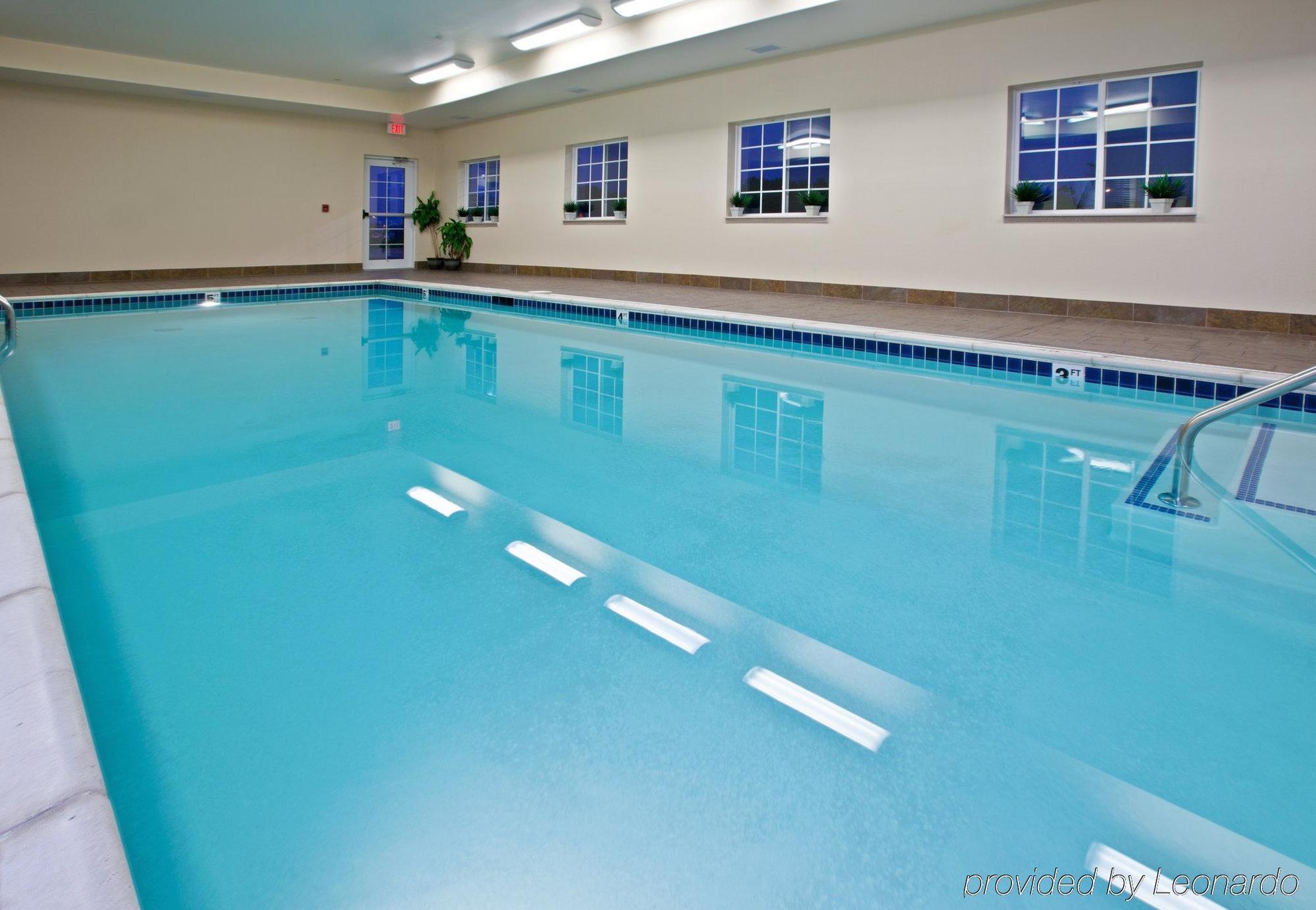 Candlewood Suites Louisville North By Ihg Clarksville  Εξωτερικό φωτογραφία