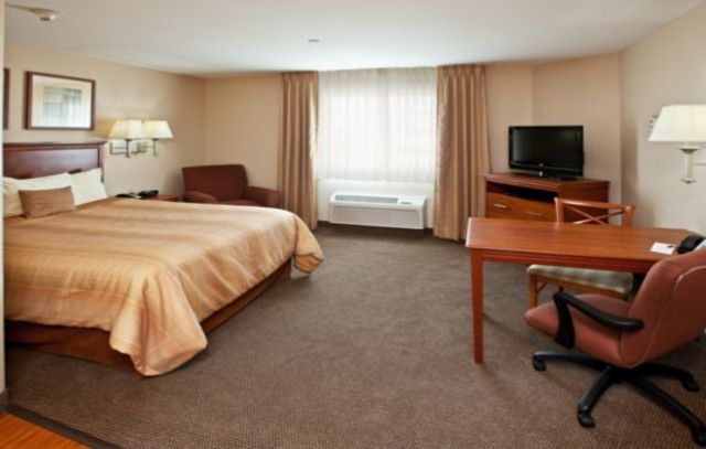 Candlewood Suites Louisville North, An Ihg Hotel Clarksville Εξωτερικό φωτογραφία