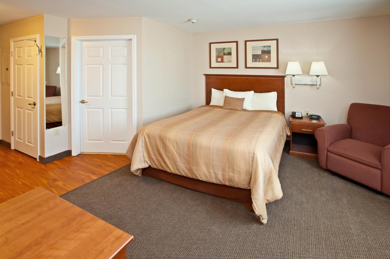 Candlewood Suites Louisville North, An Ihg Hotel Clarksville Εξωτερικό φωτογραφία